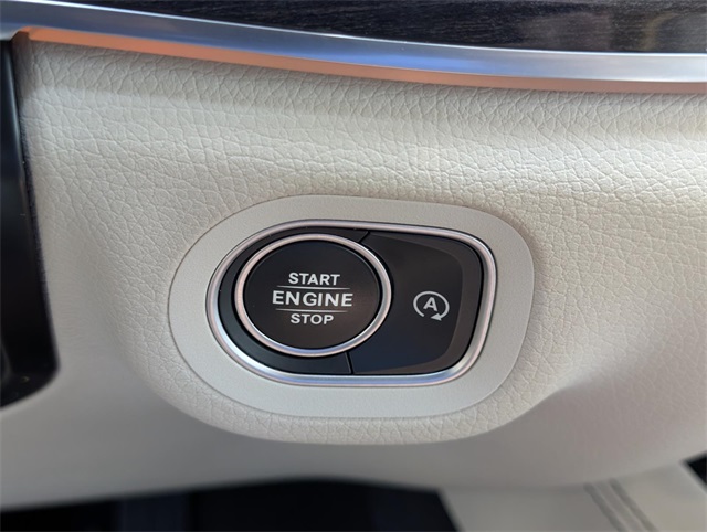used 2021 Mercedes-Benz GLE car, priced at $43,498