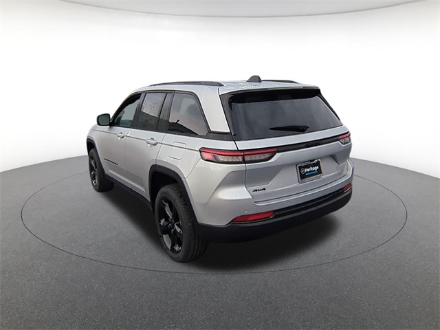 new 2025 Jeep Grand Cherokee car, priced at $45,087