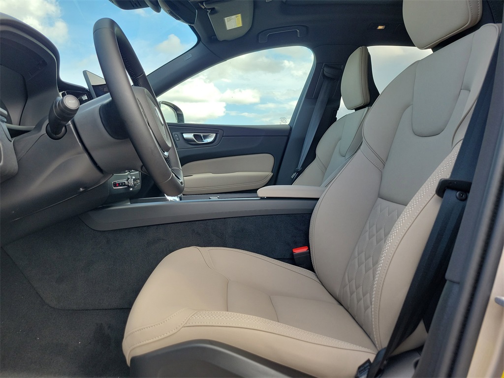 new 2026 Volvo XC60 Plug-In Hybrid car, priced at $66,285
