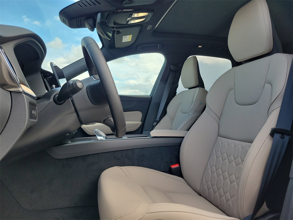 new 2026 Volvo XC60 Plug-In Hybrid car, priced at $66,285