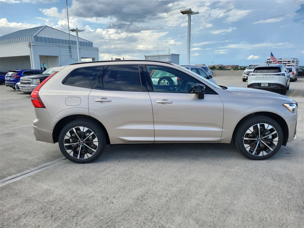 new 2026 Volvo XC60 Plug-In Hybrid car, priced at $66,285
