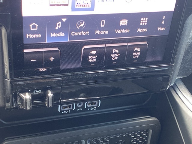 new 2025 Ram 2500 car, priced at $64,371