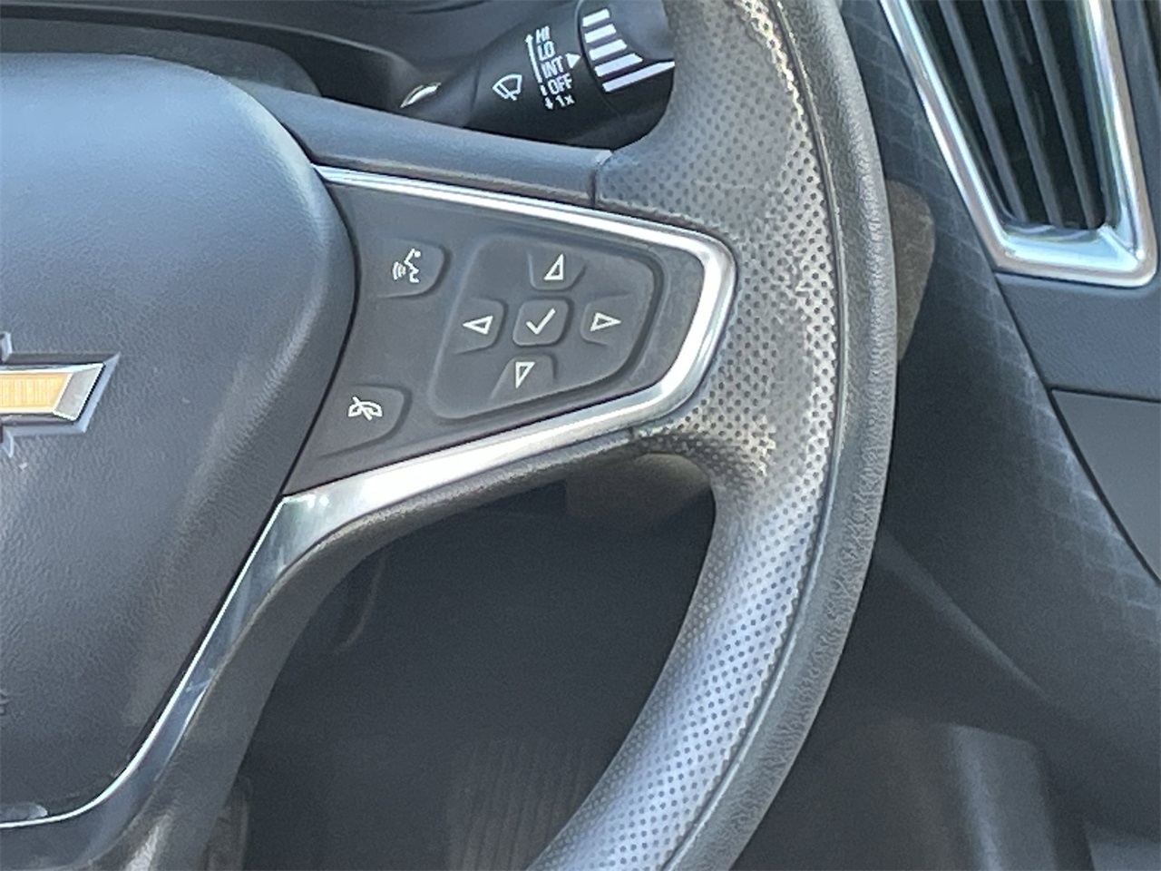 used 2020 Chevrolet Malibu car, priced at $16,168