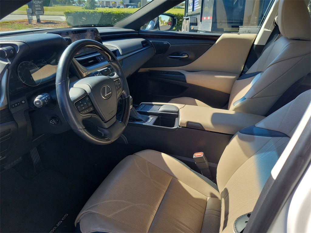 used 2019 Lexus ES car, priced at $28,998