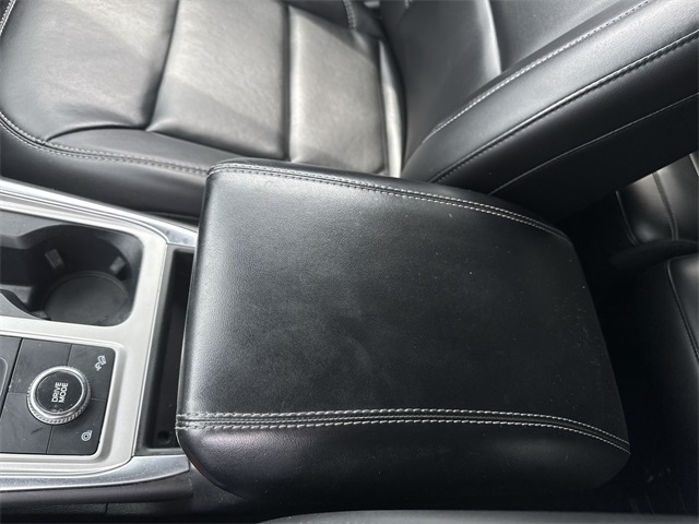 used 2022 Ford Explorer car, priced at $24,899