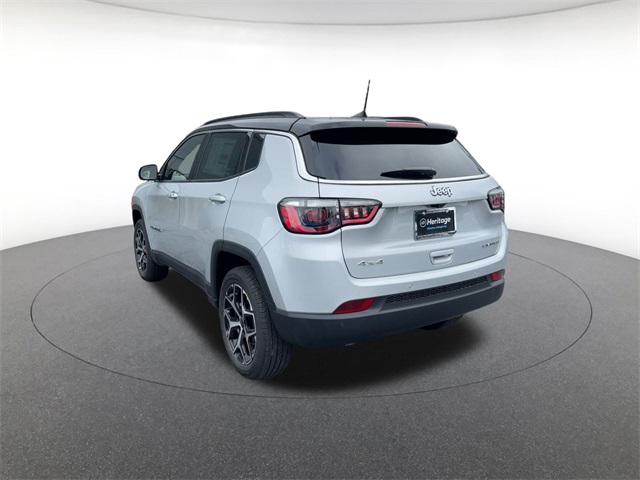 new 2026 Jeep Compass car, priced at $32,624