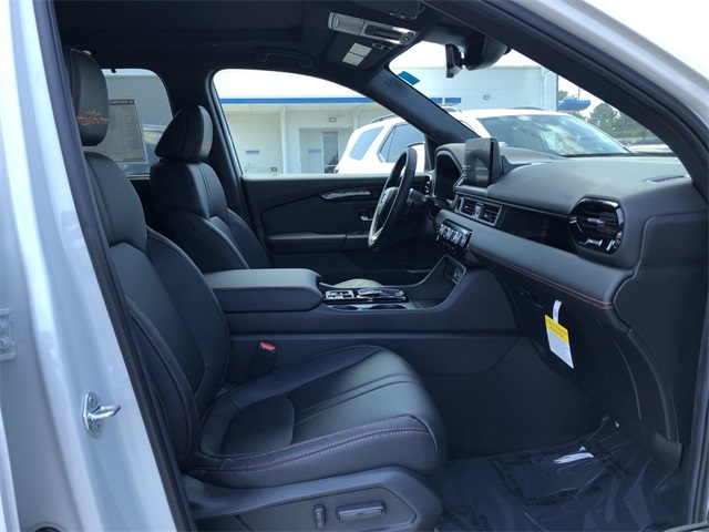 new 2025 Honda Pilot car, priced at $50,850
