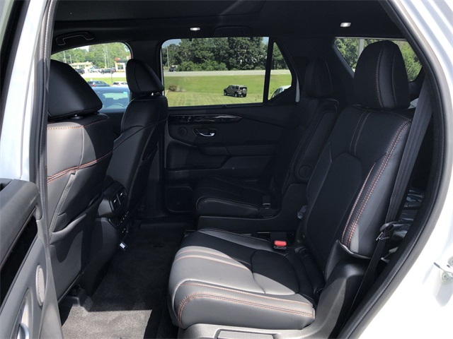 new 2025 Honda Pilot car, priced at $50,850