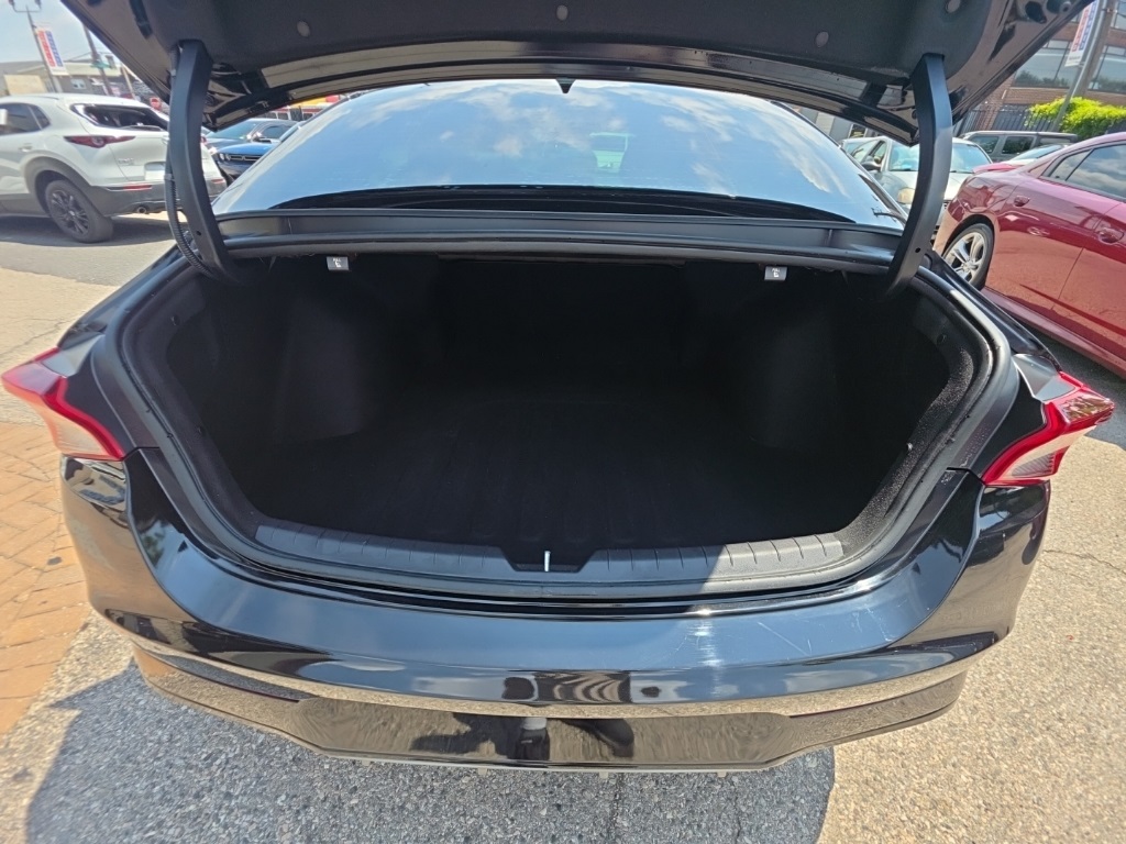 used 2022 Kia K5 car, priced at $21,895