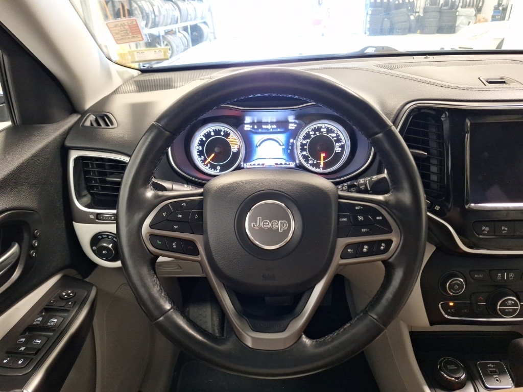 used 2021 Jeep Cherokee car, priced at $23,749