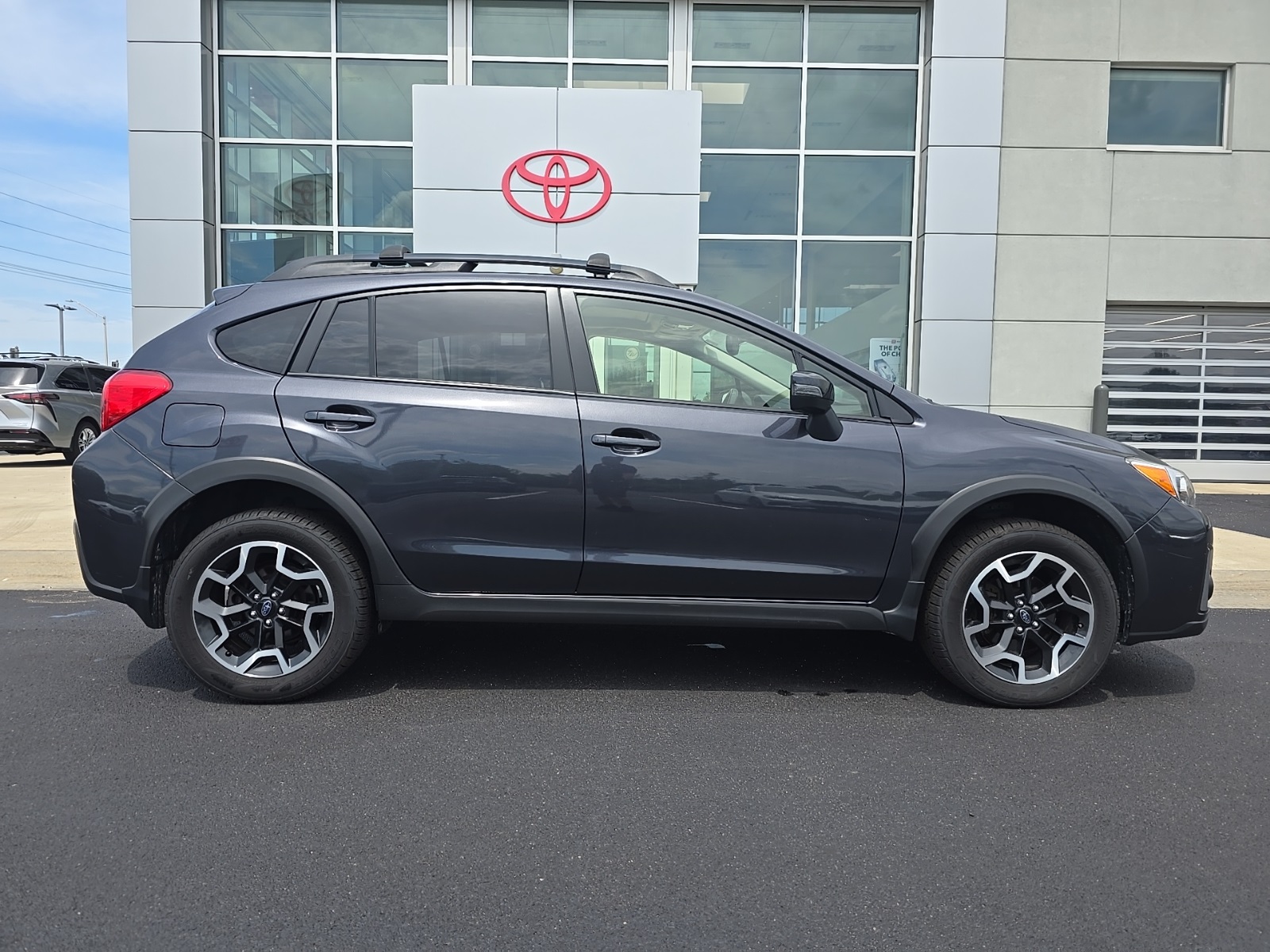 used 2016 Subaru Crosstrek car, priced at $9,890