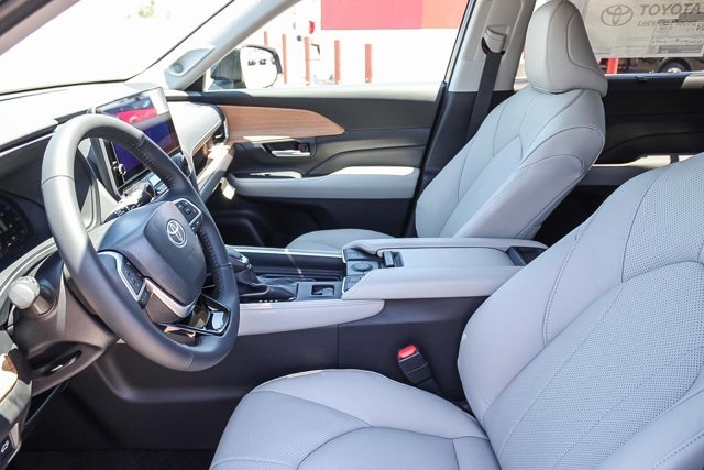new 2025 Toyota Grand Highlander car, priced at $51,583