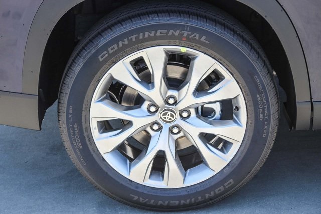 new 2025 Toyota Grand Highlander car, priced at $51,583