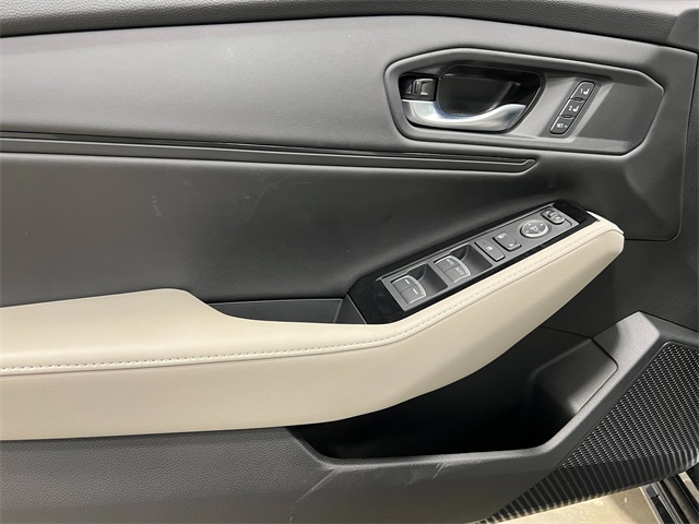 new 2025 Honda Accord Hybrid car, priced at $39,300