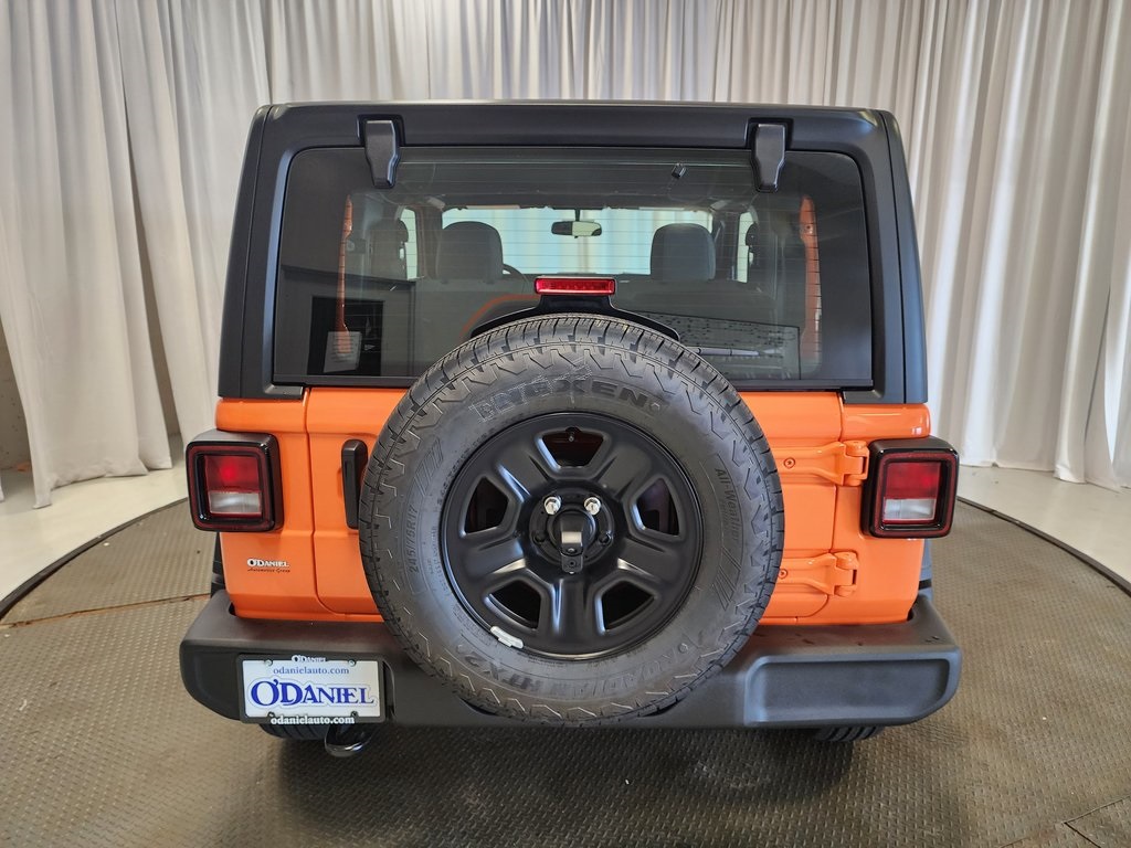 new 2025 Jeep Wrangler car, priced at $33,833