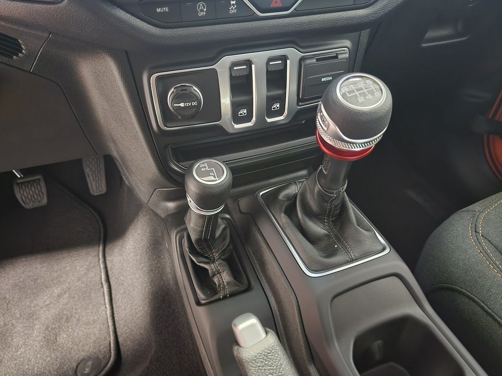 new 2025 Jeep Wrangler car, priced at $33,833