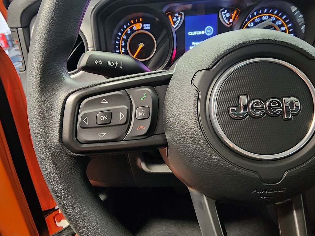 new 2025 Jeep Wrangler car, priced at $33,833