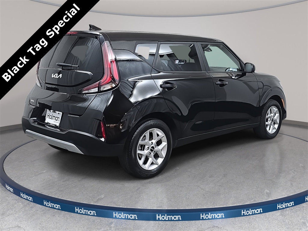 used 2024 Kia Soul car, priced at $14,888