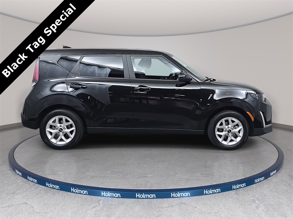 used 2024 Kia Soul car, priced at $14,888