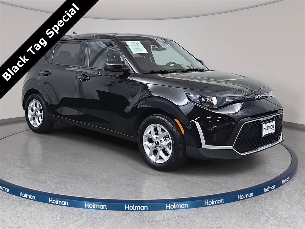 used 2024 Kia Soul car, priced at $14,888