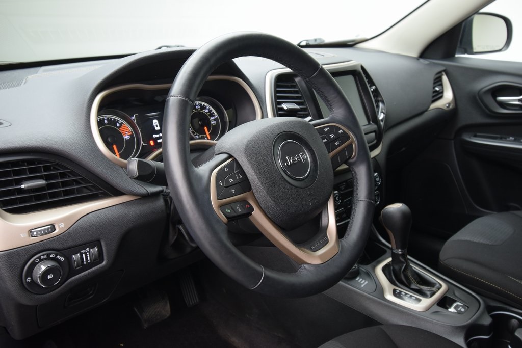 used 2017 Jeep Cherokee car, priced at $11,998