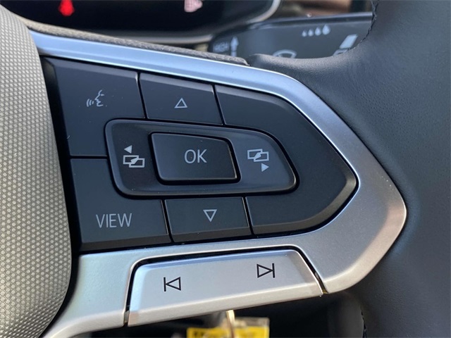 new 2025 Volkswagen Jetta car, priced at $26,026