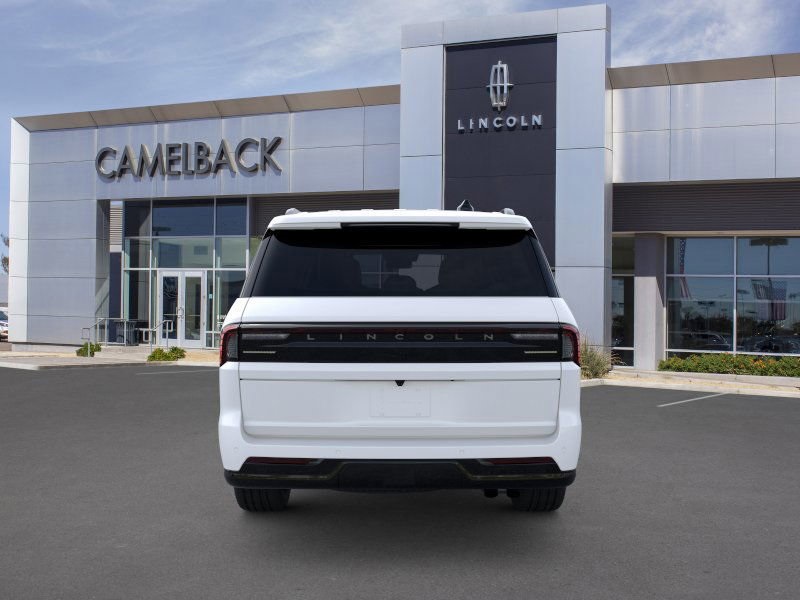 new 2025 Lincoln Navigator car, priced at $112,050