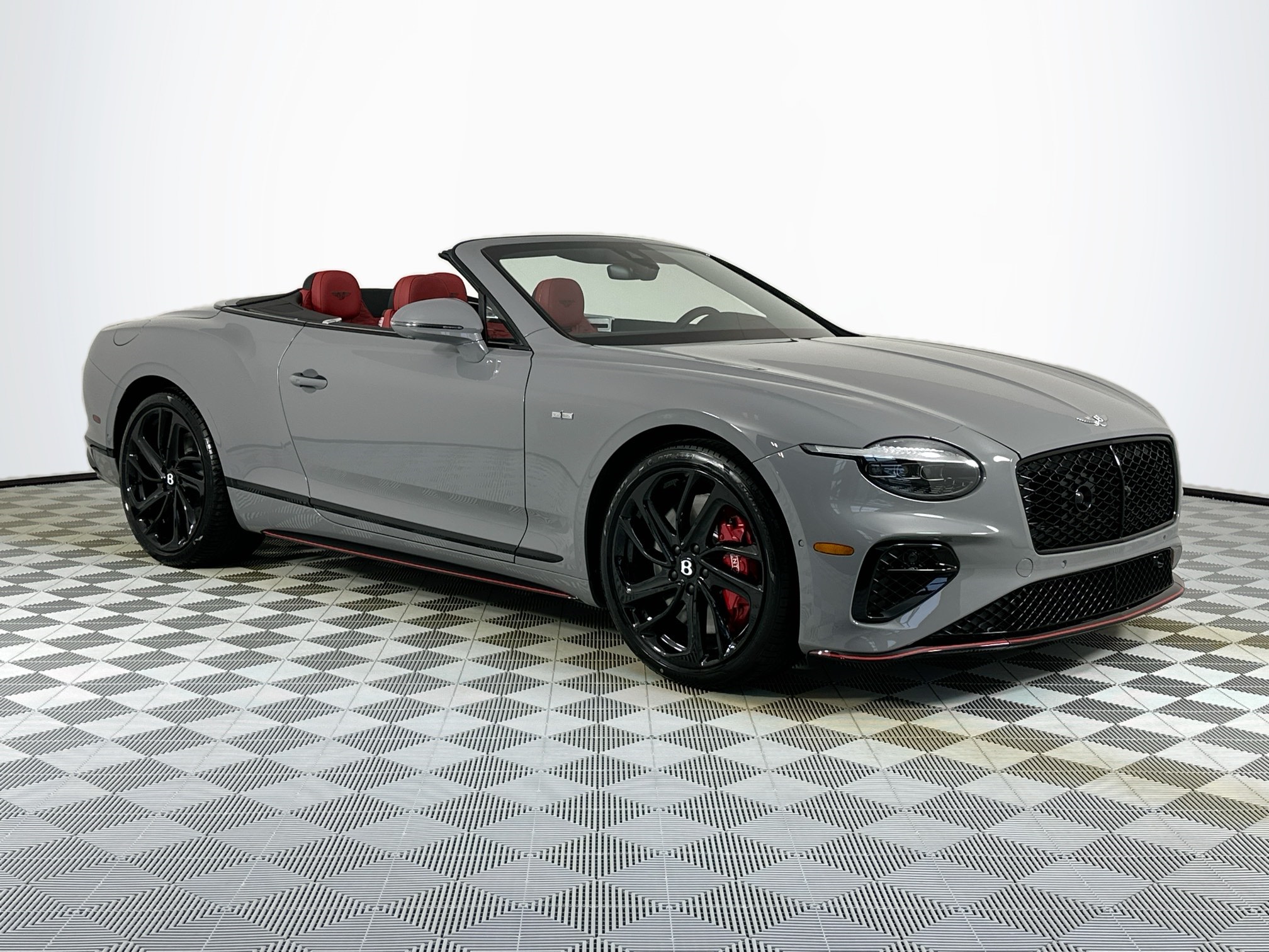 new 2025 Bentley Continental GTC car