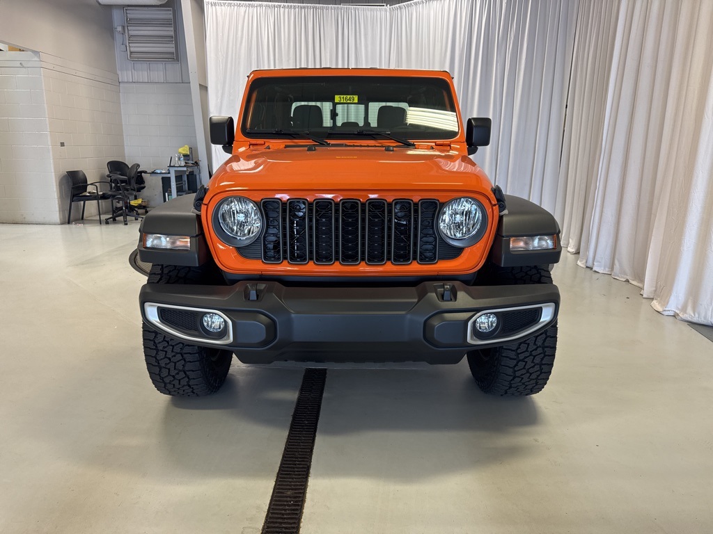 new 2025 Jeep Gladiator car, priced at $43,387