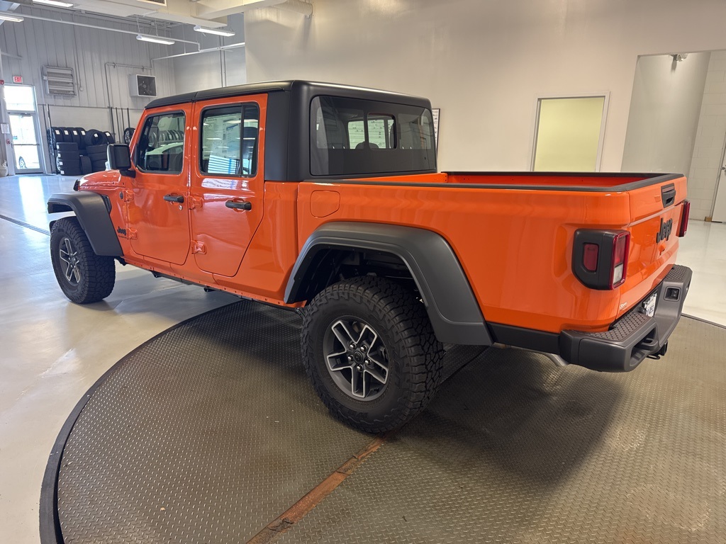 new 2025 Jeep Gladiator car, priced at $43,387