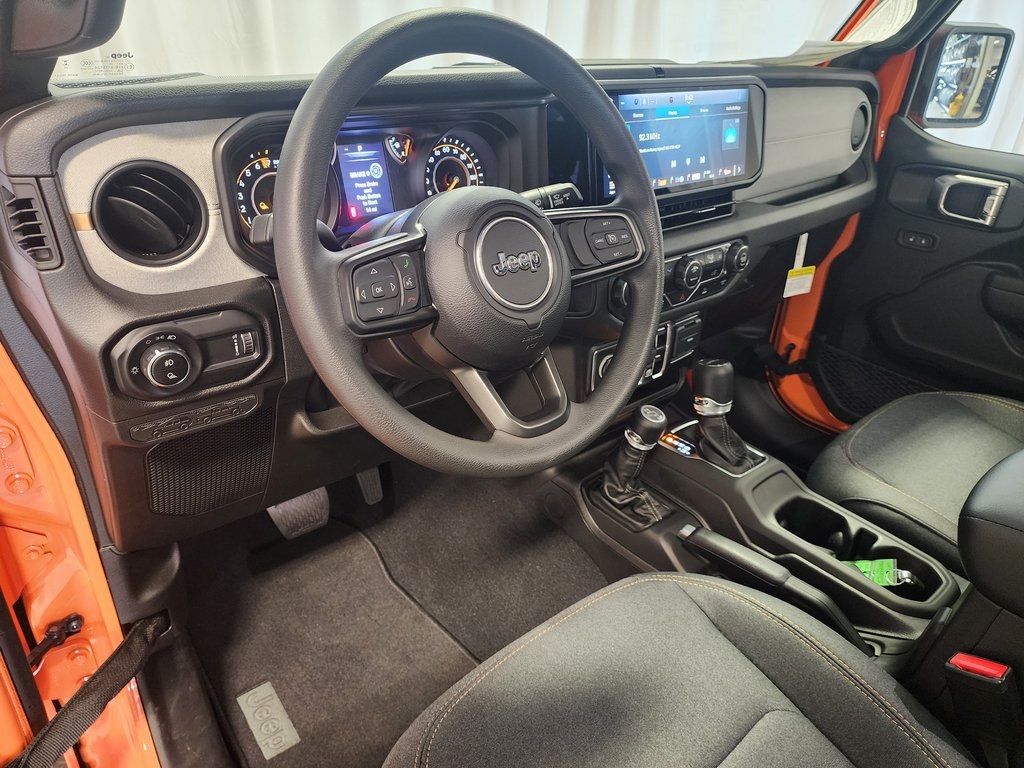 new 2025 Jeep Gladiator car, priced at $43,387