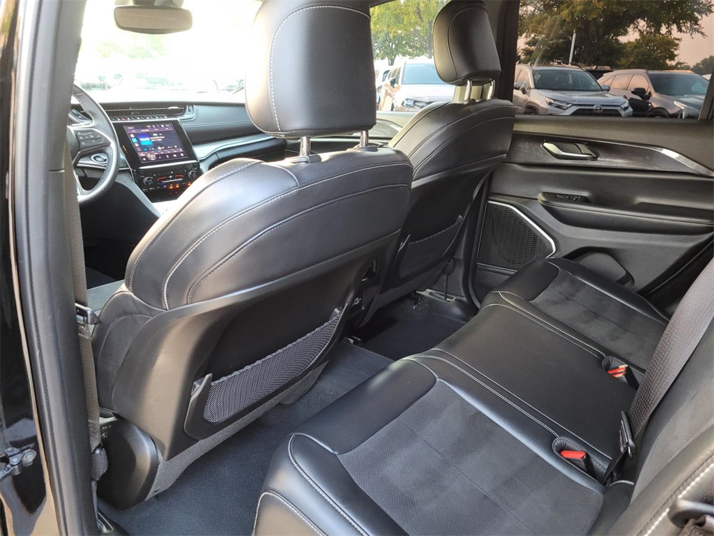 used 2022 Jeep Grand Cherokee car, priced at $28,950