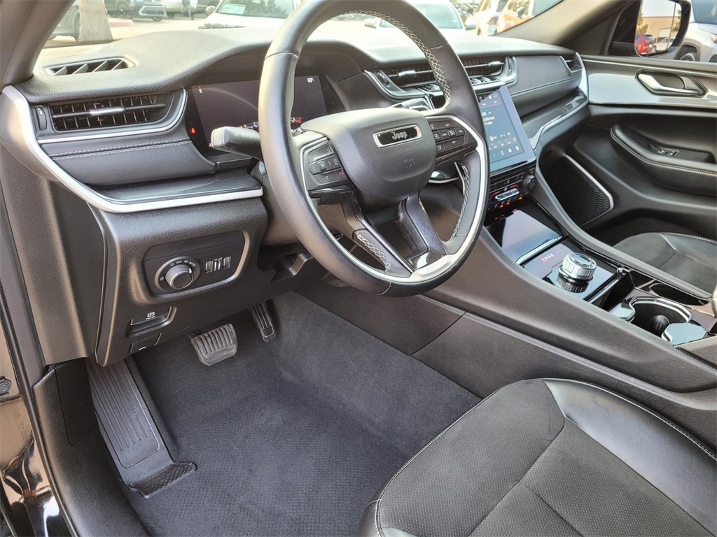 used 2022 Jeep Grand Cherokee car, priced at $28,950