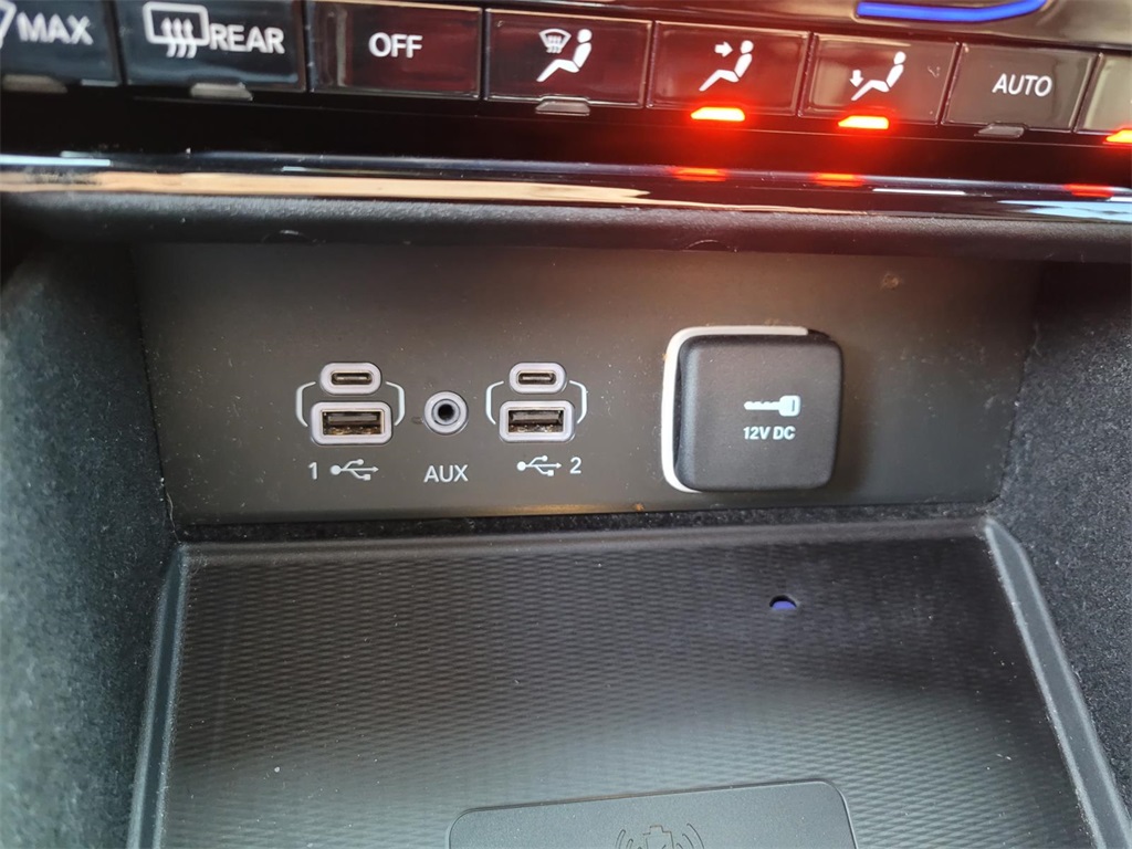 used 2022 Jeep Grand Cherokee car, priced at $28,950