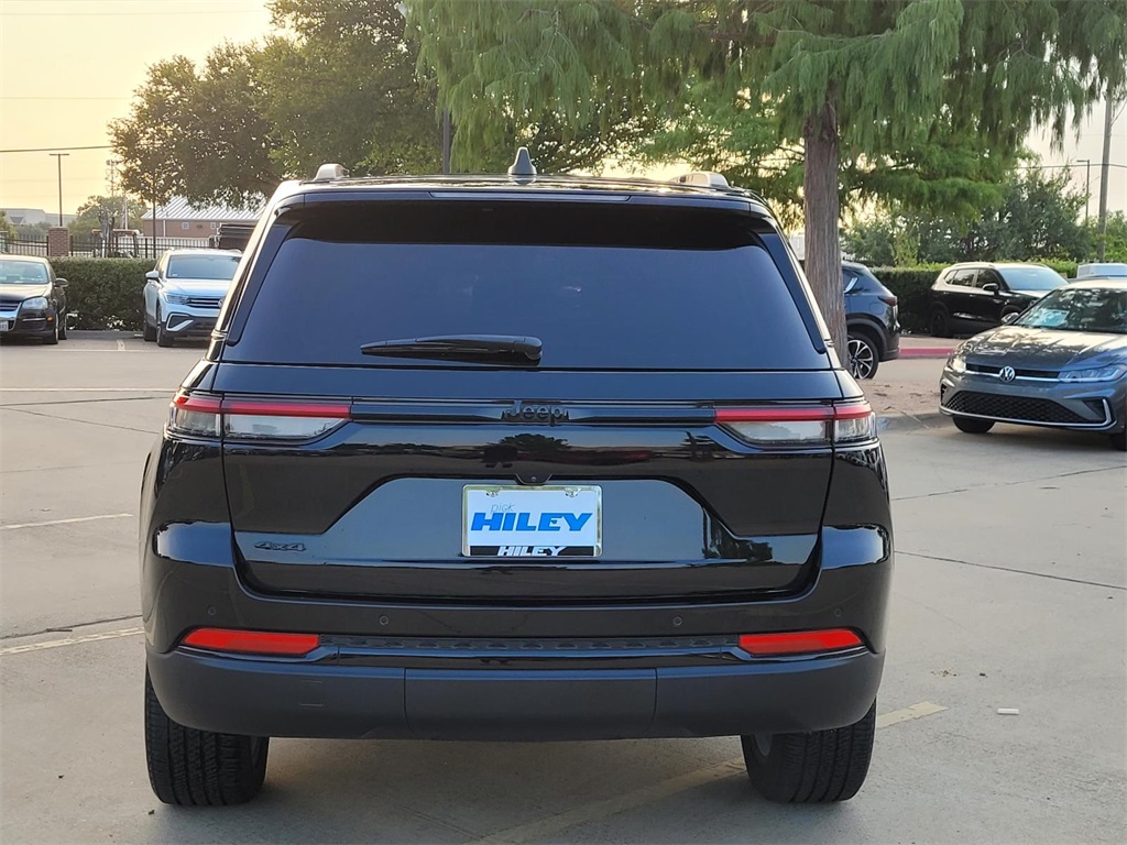 used 2022 Jeep Grand Cherokee car, priced at $28,950