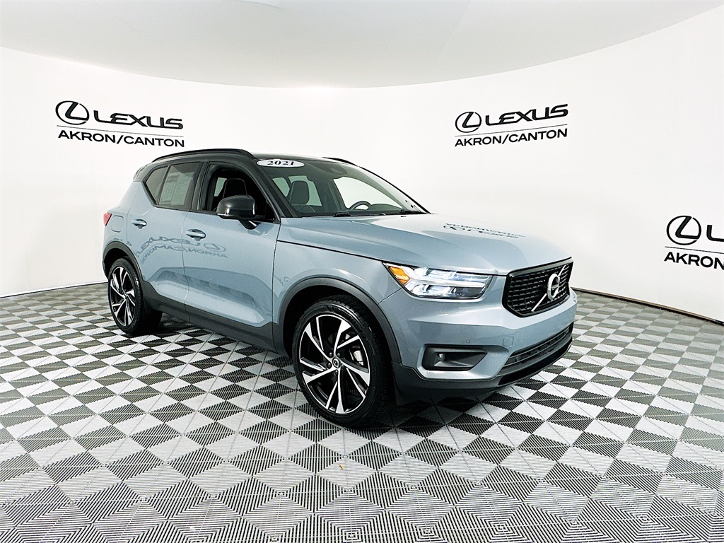 used 2021 Volvo XC40 car, priced at $22,990