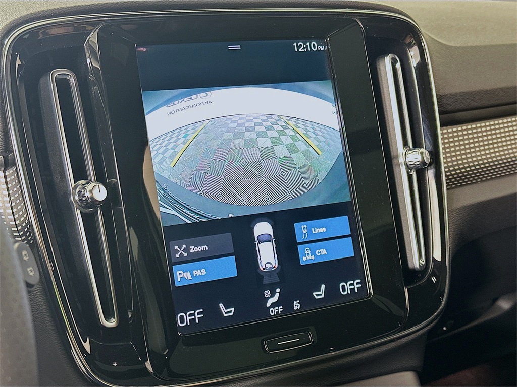 used 2021 Volvo XC40 car, priced at $22,990