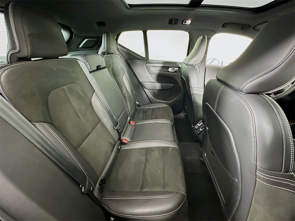 used 2021 Volvo XC40 car, priced at $22,990