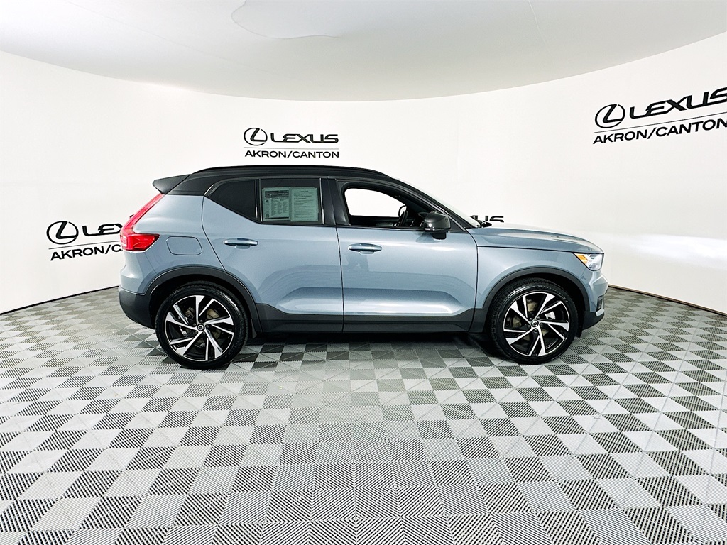 used 2021 Volvo XC40 car, priced at $22,990