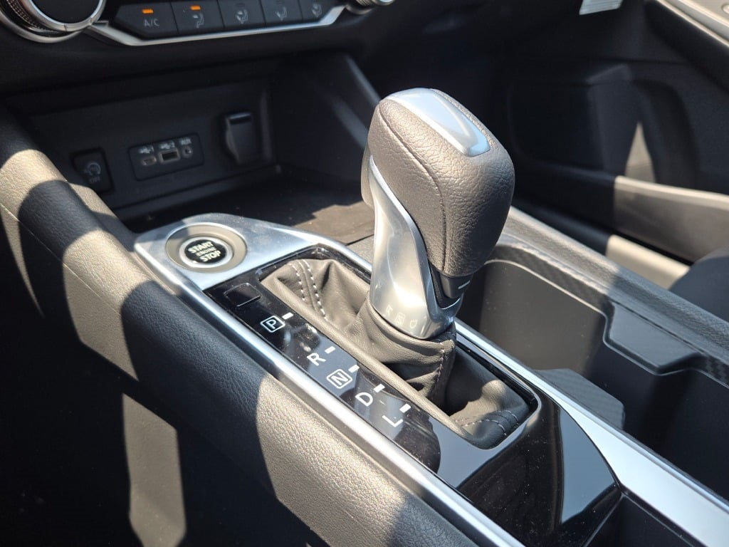 new 2025 Nissan Sentra car, priced at $24,325