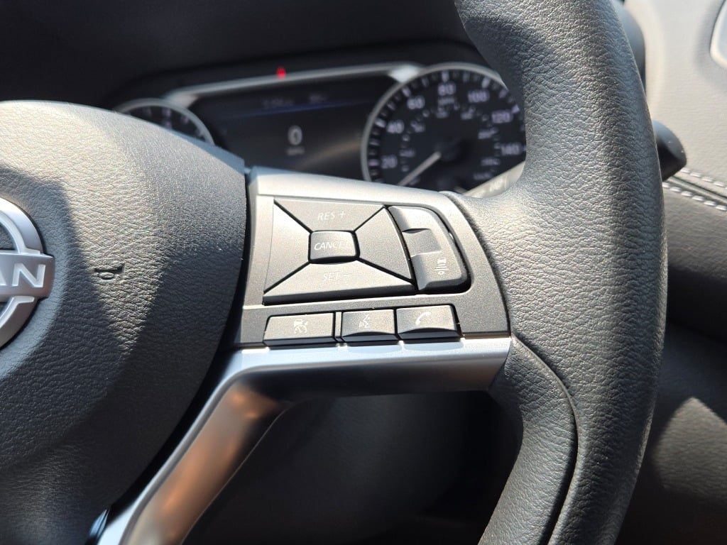 new 2025 Nissan Sentra car, priced at $24,325