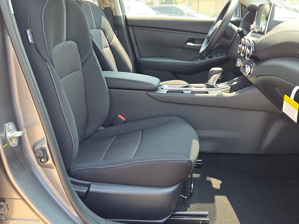 new 2025 Nissan Sentra car, priced at $24,325