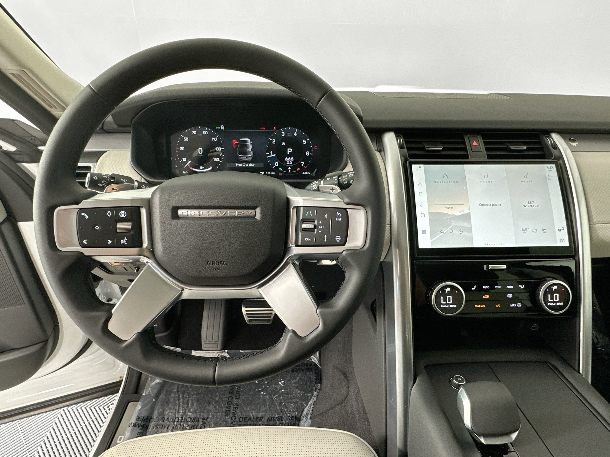 new 2025 Land Rover Discovery car, priced at $76,778