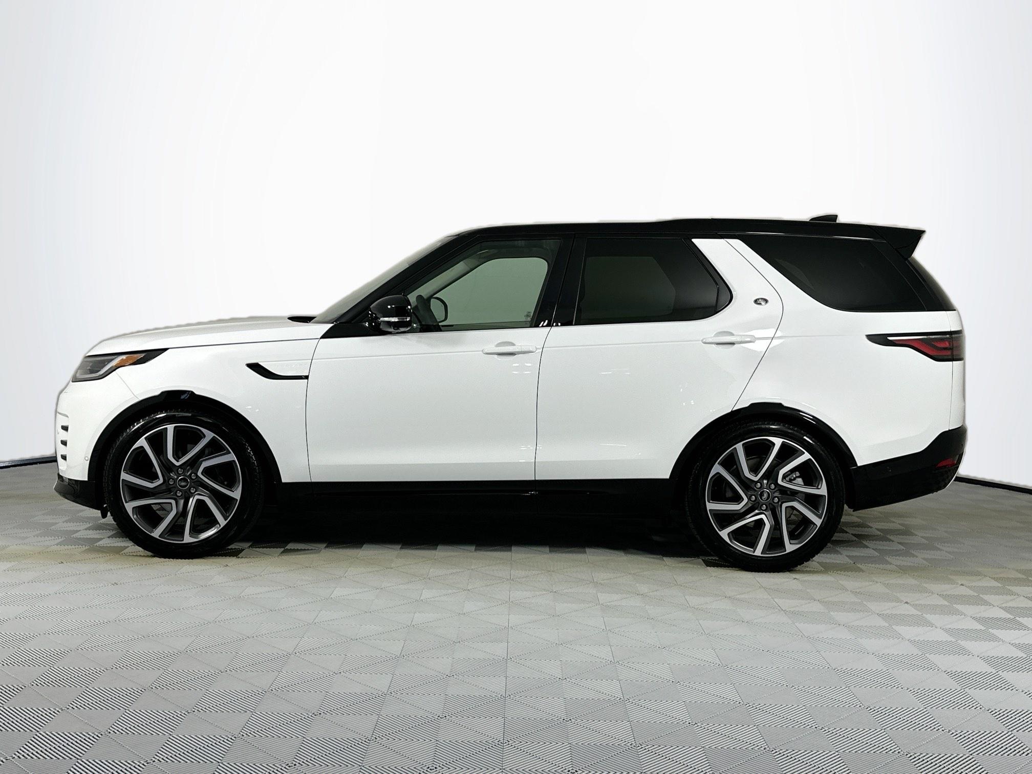 new 2025 Land Rover Discovery car, priced at $76,778