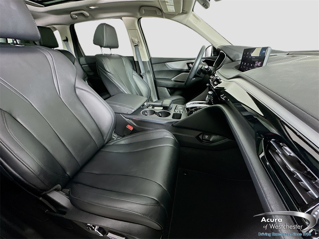 used 2023 Acura MDX car, priced at $38,999