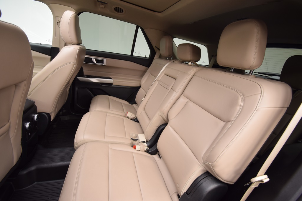 used 2021 Ford Explorer car, priced at $25,000