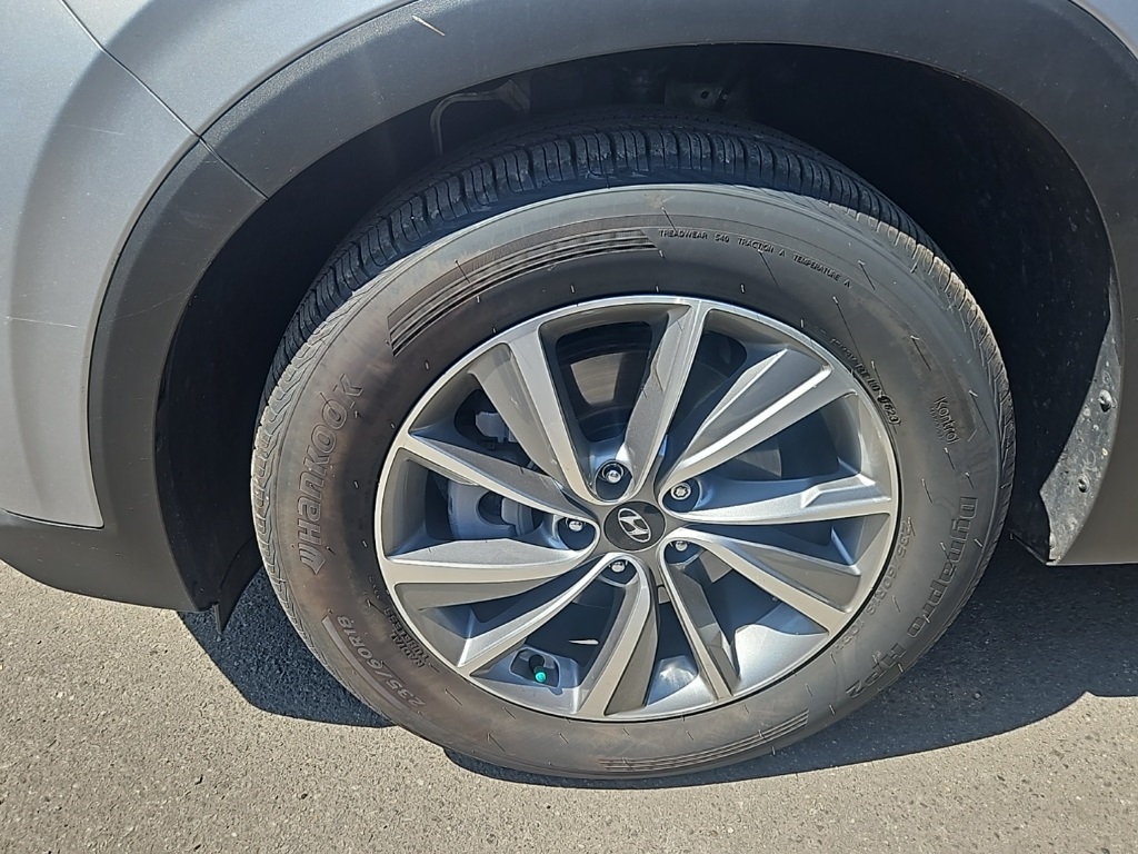 used 2020 Hyundai Santa Fe car, priced at $24,600