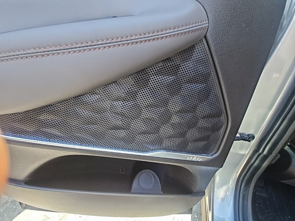 used 2020 Hyundai Santa Fe car, priced at $24,600