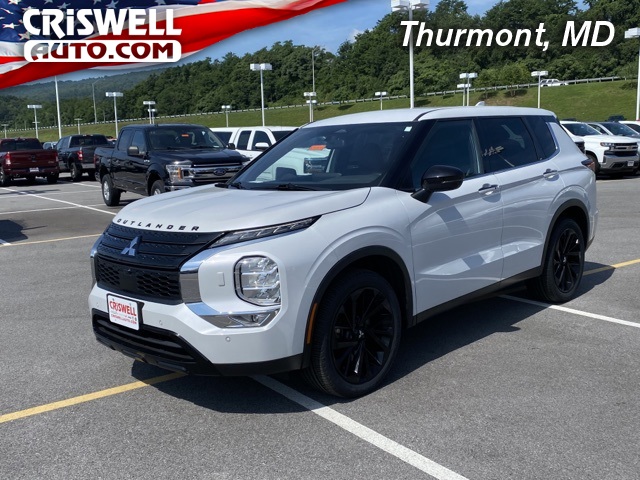 used 2023 Mitsubishi Outlander car, priced at $24,282