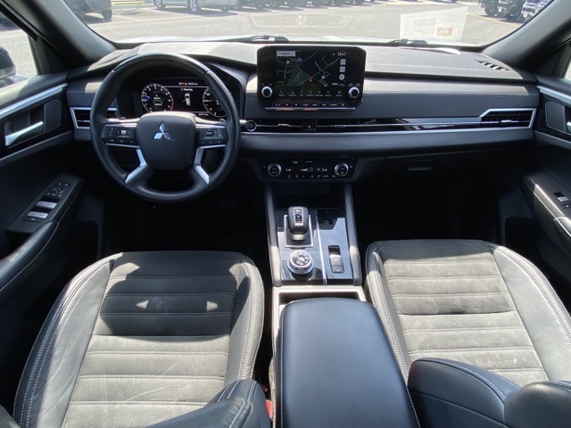 used 2023 Mitsubishi Outlander car, priced at $23,925